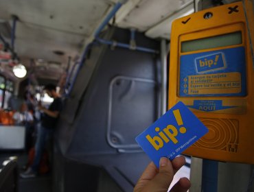 Capitalinos amanecieron este lunes con alza de $20 en Transantiago, Metro y tren a Nos