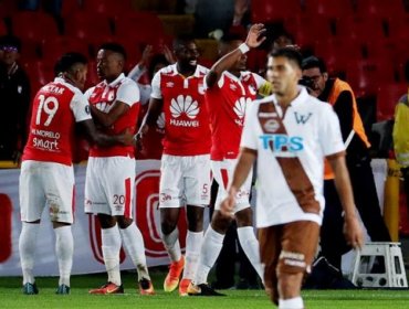 Wanderers estuvo lejos de la hazaña y se despidió con goleada de la Libertadores