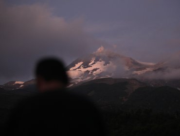 Sernageomin advierte sobre posible erupción en complejo volcánico Nevados de Chillán