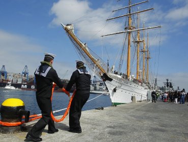 Buque Escuela Esmeralda inicia crucero de instrucción con tripulación de 268 marinos