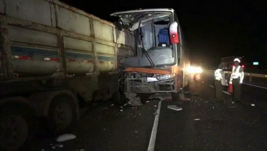 Muere vocalista de “Los Ramblers” en grave accidente: Otros 3 músicos están graves