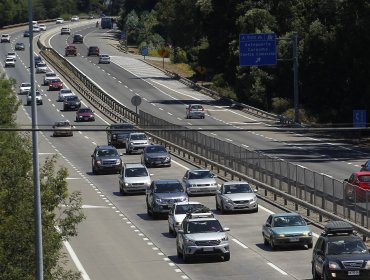 Masivo regreso de vehículos a la Región Metropolitana este fin de semana