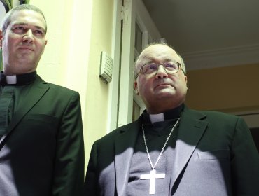 Arzobispo Scicluna confirma que se reunió con cardenal Ezzati