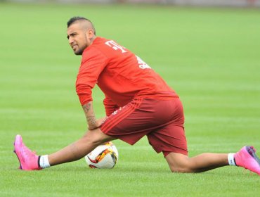 Arturo Vidal sufre con el frío europeo: "Cuesta entrenar, los pies uno no los siente"