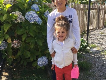 La foto que compartió Dominique Gallego del primer día de jardín de su hija