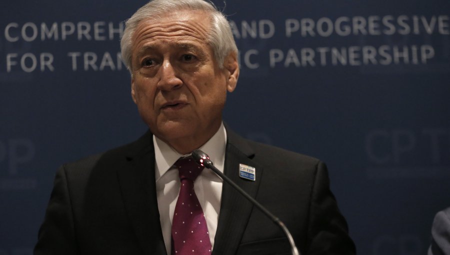 Chile expresa molestia a Cuba por prohibición de ingreso a diputado Bellolio