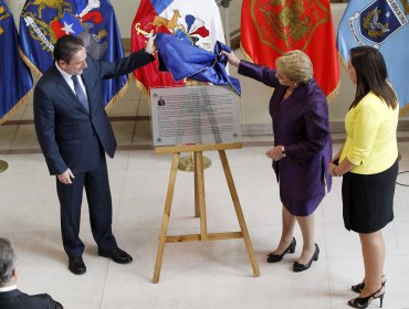 Bachelet fue homenajeada como primera ministra de Defensa de Chile y Sudamérica