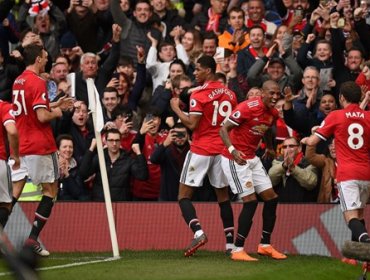 Alexis fue titular en victoria del Manchester United en el clásico ante Liverpool