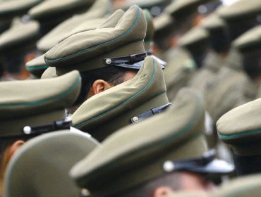 Ruge La Moneda: Piñera descabeza alto mando de Carabineros y nombra a Hermes Soto como general director