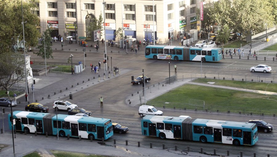 Conductores de Transantiago llegan a acuerdo y deponen paro en Renca