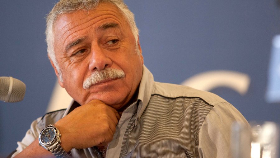 Carlos Caszely arremetió contra Bravo: "No debe volver nunca más a la Selección"