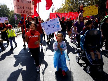 Cientos de personas se plegaron a marcha por el derecho a la vivienda