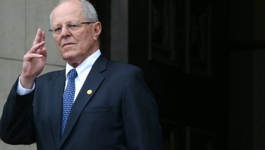 Justicia peruana impide salida del país de expresidente Kuczynski