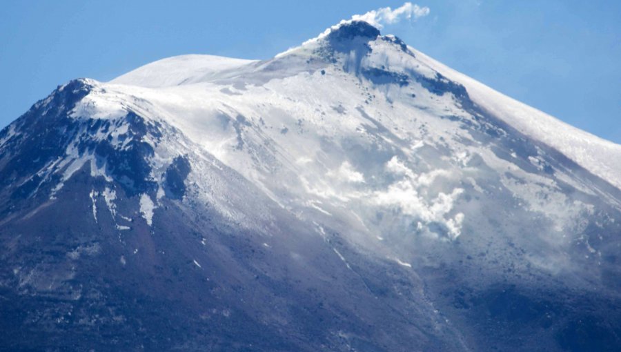 Onemi declaró Alerta Amarilla en Alto Biobío por actividad del Volcán Copahue