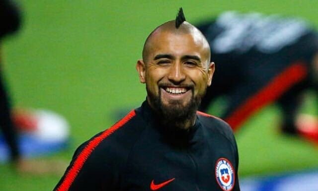 En Inglaterra volvieron a colocar a Vidal como posible fichaje del Manchester United