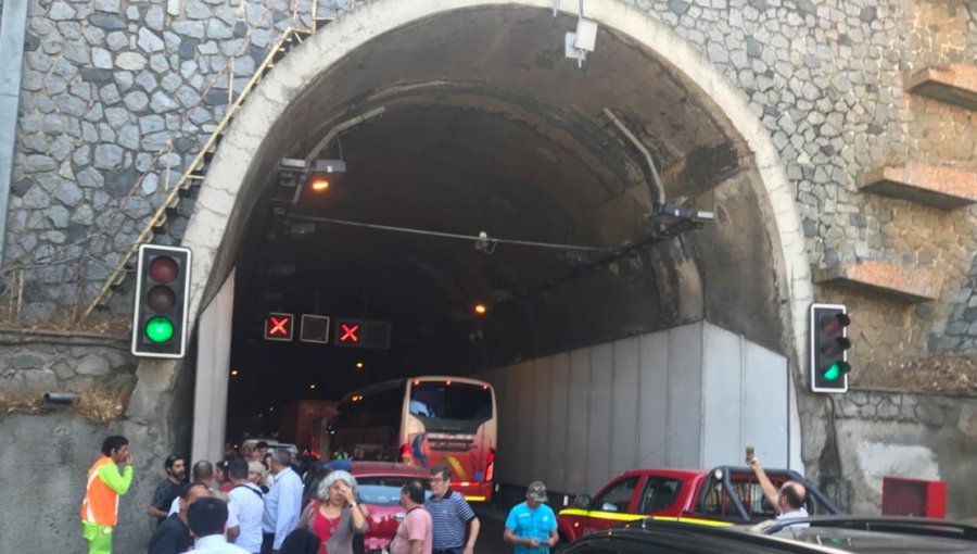 Este jueves se reabre el tránsito por el Túnel Zapata hacia Valparaíso en Ruta 68