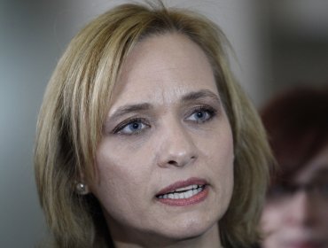 Carolina Goic: "Nadie del gobierno de Bachelet me dijo que bajara mi candidatura"