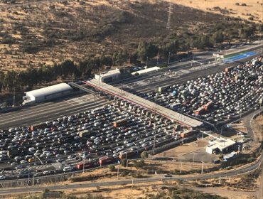 Colapso en Ruta 68: Buses atrapados en Cuesta Lo Prado e histórico atochamiento marcan retorno