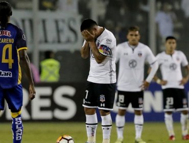 Colo Colo hace agua en la Libertadores: Delfín de Ecuador le ganó en el Monumental