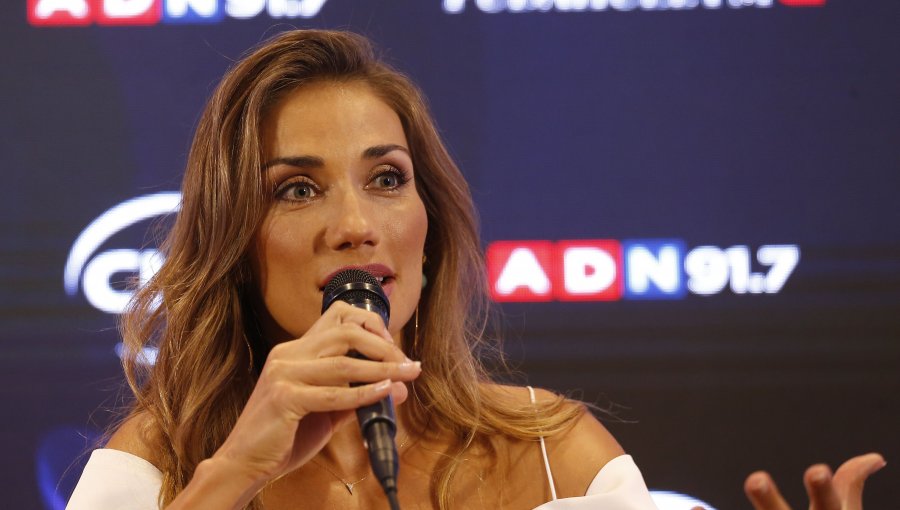 Compleja enfermedad obliga a Carolina de Moras a salir de pantalla y someterse a tratamiento