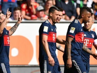 Sin Arturo Vidal por lesión, Bayern Múnich volvió a coronarse como campeón de la Bundesliga