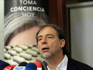 Guido Girardi denuncia que en Chile hay 108 nuevos casos de Sida por semana y pide campaña