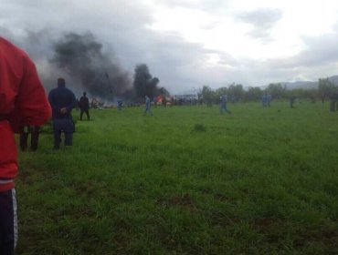 Al menos 247 muertos tras caer a tierra avión militar en Argelia