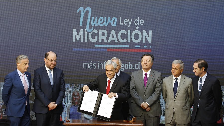 Gobierno estima un gasto anual de US$256 millones en migrantes con nueva ley