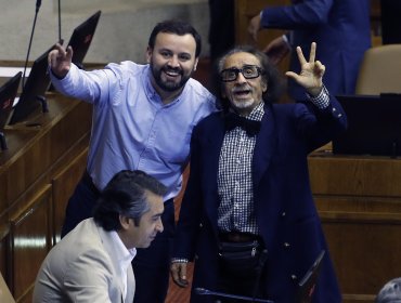 Florcita Motuda llegó con nuevo look al Congreso: "Ahora sí que soy honorable" dijo