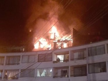 Dos niños mueren calcinados en Incendio de Cerro Cordillera en Valparaíso