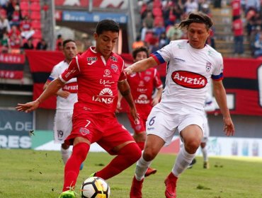 Primera B: Ñublense y Melipilla fueron fuerzas parejas en el Nelson Oyarzún