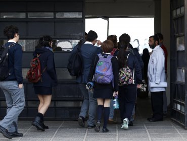 Educación: Desde ahora Colegios deberán entregar notas a los apoderados o arriesgarán multas