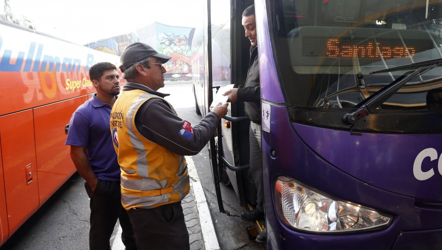 Dirección del Trabajo se suma a fiscalización de Buses Interurbanos por fin de semana largo