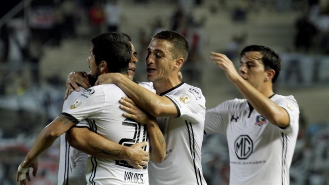 Colo Colo ganó en Ecuador a Delfín y sigue vivo en la Copa Libertadores