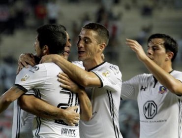 Colo Colo ganó en Ecuador a Delfín y sigue vivo en la Copa Libertadores