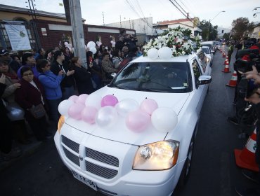 Los Andes se vuelca a las calles para último adiós a Ámbar: Se intentó agredir a la madre biológica de la menor