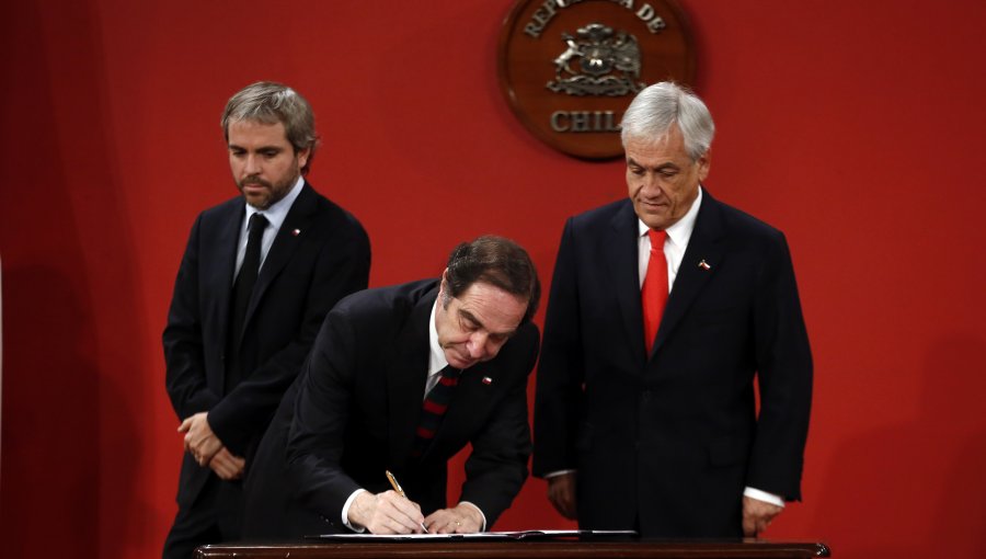Presidente anuncia imprescriptibilidad total de delitos sexuales contra menores