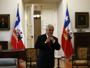 Aprobación a Presidente Piñera subió al 54% en abril, según encuesta Adimark