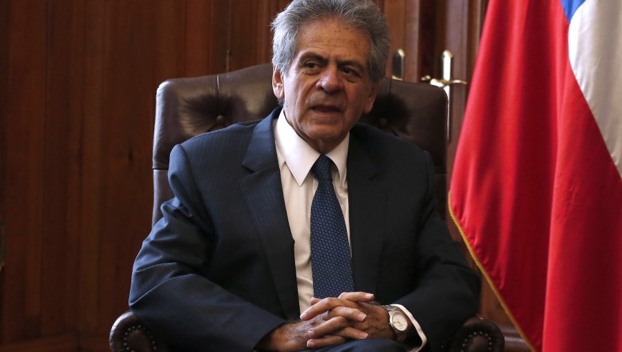 Presidente de la Corte Suprema se opone a imprescripción de delitos sexuales