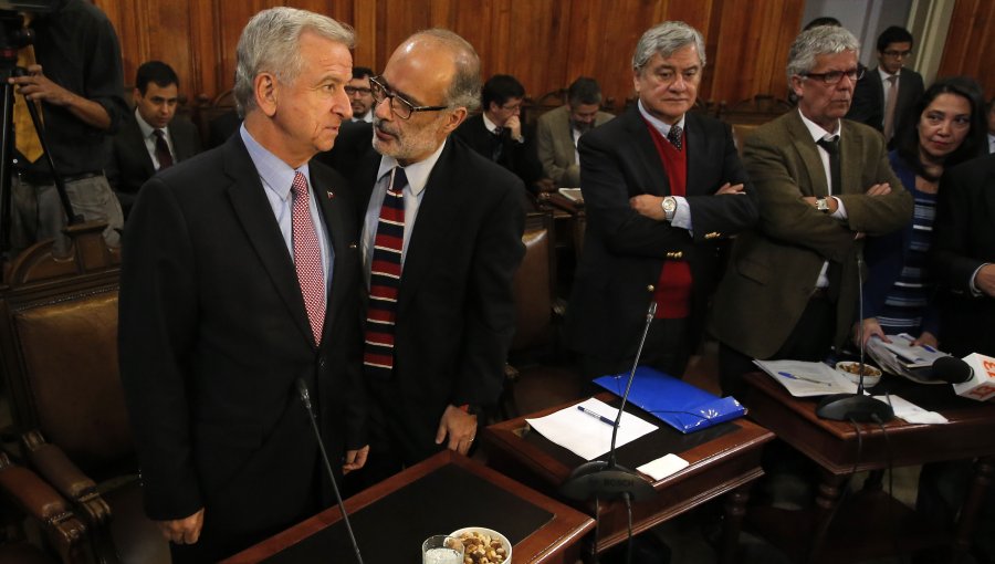 Eyzaguirre y Valdés cuestionaron metodología, pero admitieron problemas en Salud