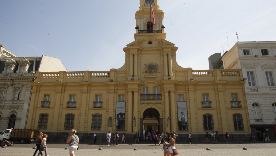 Polémica muestra: Piden renuncia a director del Museo Histórico Nacional