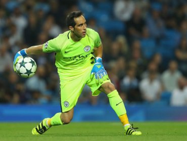 Claudio Bravo volvió a ser titular en la Premier con el City en triunfo ante el Brighton