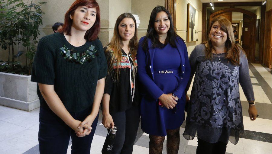 Frente Amplio anuncia acusación constitucional a Ministro de Salud y pide apoyo a la oposición