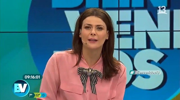 El look a lo "Señorita Astrid" de Tonka Tomicic que desató las burlas en redes sociales
