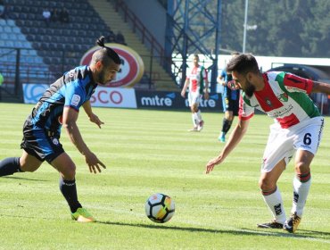 Palestino y Huachipato igualaron en el sur y siguen sin saber de victorias