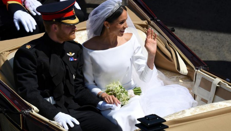El príncipe Enrique y Meghan Markle se casan y deleitan a una multitud en Windsor