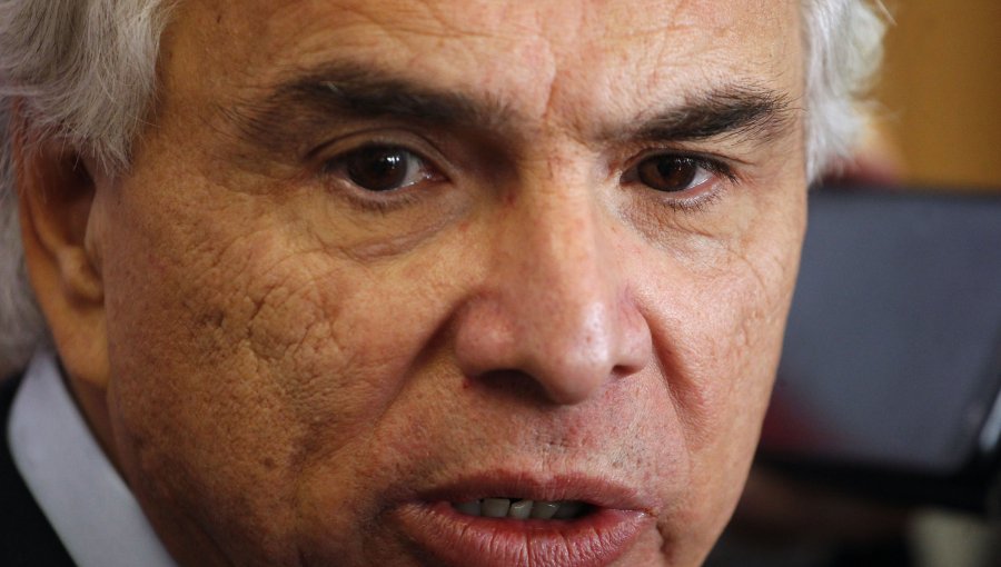 Mea culpa de Andrés Chadwick: “Si se han cometido errores, los hemos asumido”