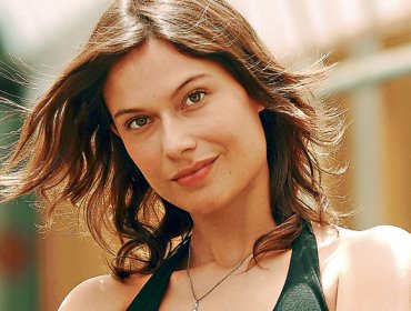 Denuncian nuevos "casting" subidos de tono: Catherine Mazoyer tuvo que posar en Topless para una serie