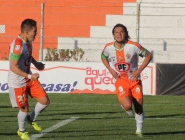 Cobresal venció a un Wanderers que no levanta cabeza y es último en la Primera B