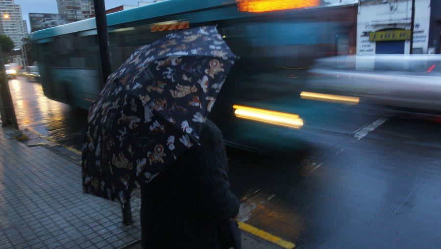 Se esperan hasta 15 mm de lluvia en los valles y 40 mm en precordillera de la capital